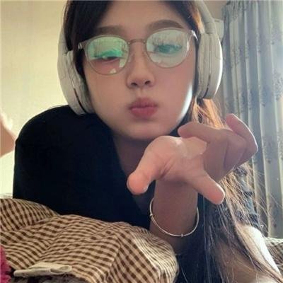 坚强的小孩海报